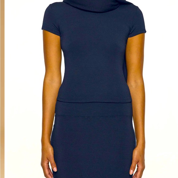 BLEUSALT The 2 Yard Wrap in Navy 💙 EUC - Picture 4 of 5